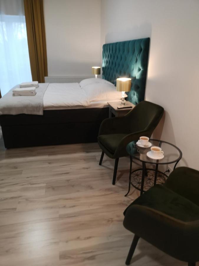 Apartamenty Lawendowy Zakatek 2 Opole Kültér fotó