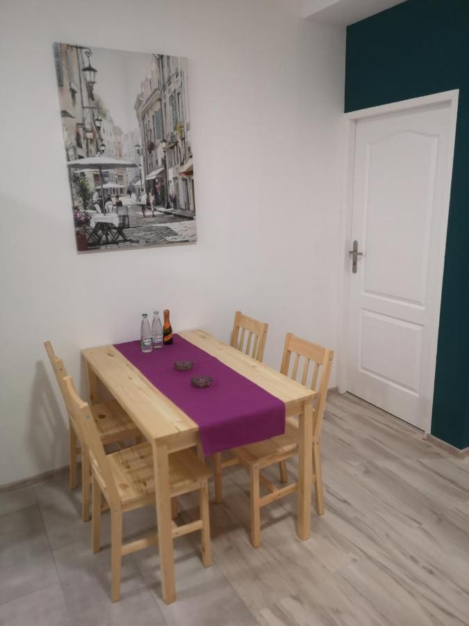 Apartamenty Lawendowy Zakatek 2 Opole Kültér fotó